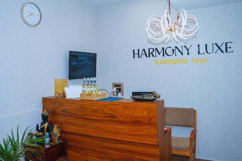 Harmony Luxe reception